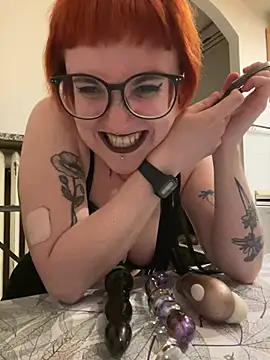 Snapshot of Myssevelyn chatting on July 12, 2026, 9:37 pm Myssevelyn online show from July 12, 2026, 9:37 pm