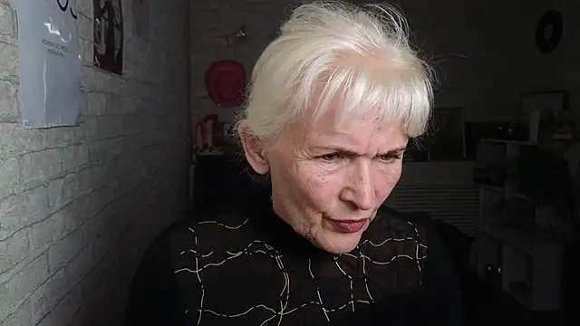 Snapshot of Nia_Natur chatting on June 2, 2026, 10:48 am Nia Natur online show from June 2, 2026, 10:48 am