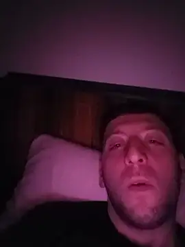 VincentZe99 online show from May 16, 2026, 1:48 am