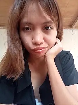 Snapshot of sweetpinayxxx chatting on May 12, 2026, 8:00 am sweetpinayxxx online show from May 12, 2026, 8:00 am