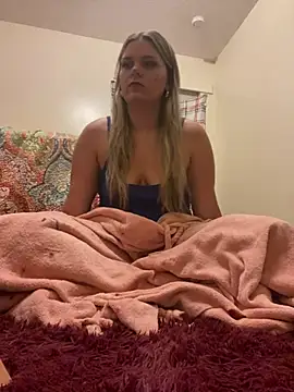 Snapshot of breebabexoxo chatting on May 21, 2026, 7:39 am breebabexoxo online show from May 21, 2026, 7:39 am