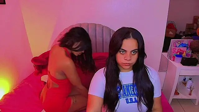 Snapshot of your_favorite_girls chatting on June 7, 2026, 5:23 am your favorite girls online show from June 7, 2026, 5:23 am
