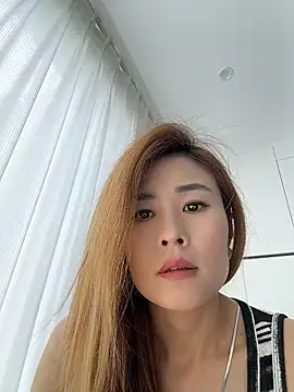 okgirl 23 online show from June 11, 2026, 4:20 am