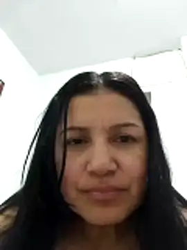 Snapshot of Casandra_inthemorning chatting on May 14, 2026, 4:42 am Casandra inthemorning online show from May 14, 2026, 4:42 am