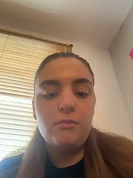 Snapshot of LexiXXoo chatting on June 25, 2026, 11:37 am LexiXXoo online show from June 25, 2026, 11:37 am