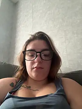 Snapshot of LexiXXoo chatting on June 16, 2026, 7:52 am LexiXXoo online show from June 16, 2026, 7:52 am