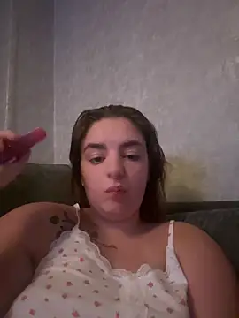 Snapshot of LexiXXoo chatting on June 19, 2026, 11:20 pm LexiXXoo online show from June 19, 2026, 11:20 pm