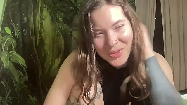 mo0ngoddess online show from November 11, 2025, 4:51 am