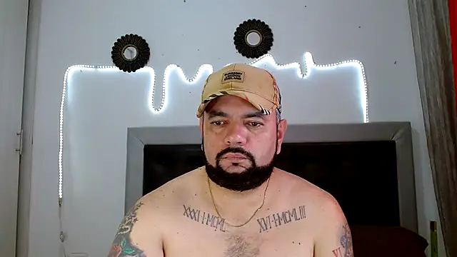 perverseveteranmanxxx online show from September 25, 2025, 4:13 pm