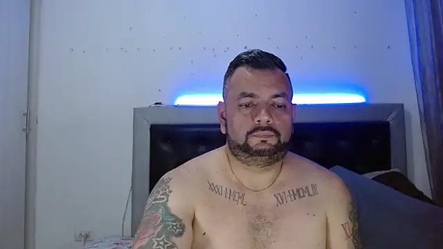 Snapshot of perverseveteranmanxxx chatting on March 1, 2026, 2:00 am perverseveteranmanxxx online show from March 1, 2026, 2:00 am