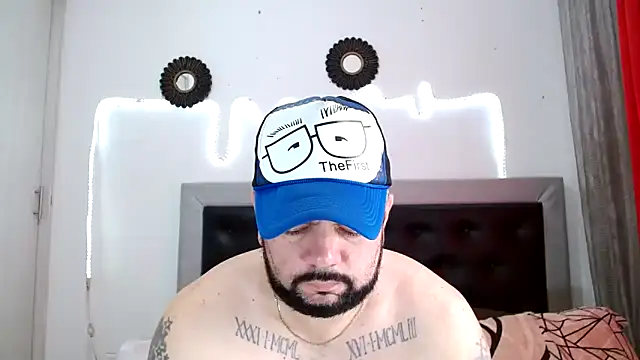 perverseveteranmanxxx online show from October 8, 2025, 2:40 pm