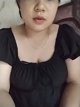 Snapshot of lybaby11 chatting on July 5, 2026, 11:44 pm lybaby11 online show from July 5, 2026, 11:44 pm