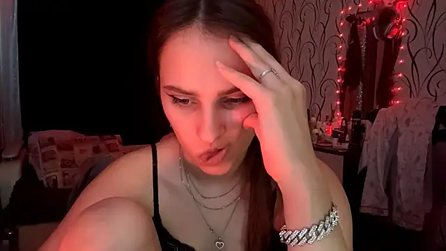 Jensenlove online show from June 5, 2026, 11:38 am
