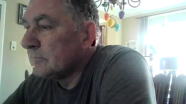 Snapshot of edje59a chatting on March 24, 2026, 8:36 am edje59a online show from March 24, 2026, 8:36 am