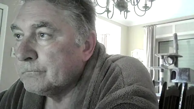 Snapshot of edje59a chatting on April 23, 2026, 6:09 am edje59a online show from April 23, 2026, 6:09 am