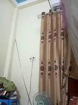 Mupbig12 online show from May 17, 2026, 10:21 pm