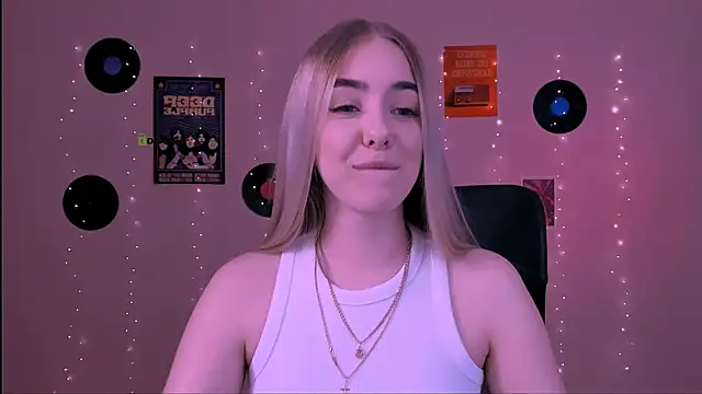 viola sweet 1 online show from May 29, 2026, 8:42 am