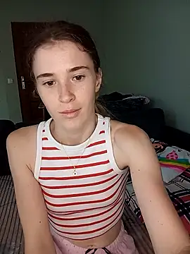 BarniLilit online show from July 11, 2026, 4:51 pm