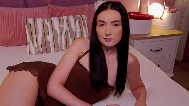 AliceSchuster online show from June 21, 2026, 4:29 am