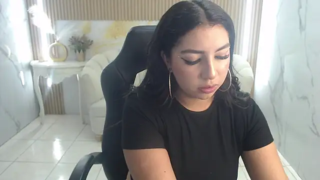 Alexa s1 online show from June 4, 2026, 8:02 pm