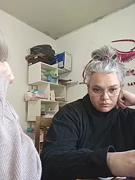 Snapshot of Lulitahot chatting on May 19, 2026, 3:41 pm Lulitahot online show from May 19, 2026, 3:41 pm
