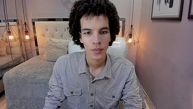 Snapshot of felix_haze chatting on May 23, 2026, 5:34 pm felix haze online show from May 23, 2026, 5:34 pm