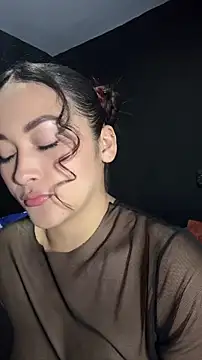 Snapshot of Tatiana123_ chatting on May 22, 2026, 10:19 pm Tatiana123 online show from May 22, 2026, 10:19 pm