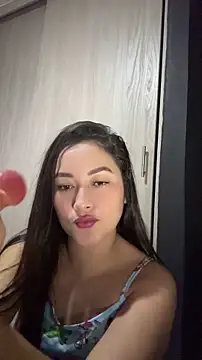 Snapshot of Tatiana123_ chatting on May 14, 2026, 4:48 pm Tatiana123 online show from May 14, 2026, 4:48 pm