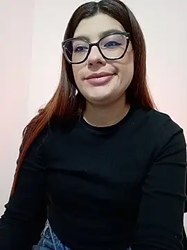 cutetemari online show from May 24, 2026, 12:32 am