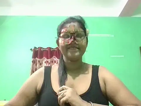 Snapshot of Kavya17 chatting on June 7, 2026, 5:56 am Kavya17 online show from June 7, 2026, 5:56 am