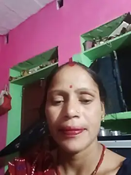 Snapshot of New-pari012 chatting on June 7, 2026, 3:17 pm New-pari012 online show from June 7, 2026, 3:17 pm