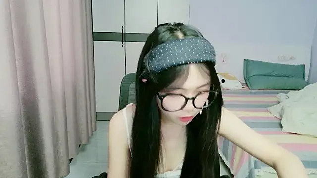 Snapshot of xiaoxiaoyu030 chatting on May 31, 2026, 9:37 am xiaoxiaoyu030 online show from May 31, 2026, 9:37 am
