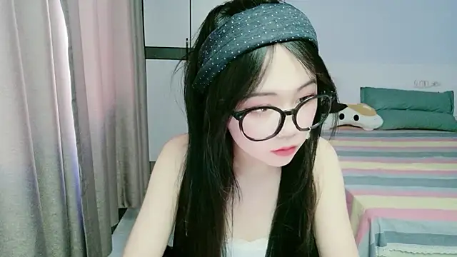 Snapshot of xiaoxiaoyu030 chatting on May 30, 2026, 7:47 am xiaoxiaoyu030 online show from May 30, 2026, 7:47 am