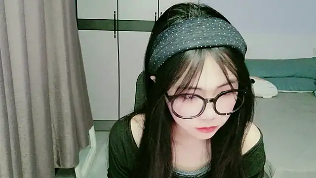 Snapshot of xiaoxiaoyu030 chatting on May 20, 2026, 10:56 am xiaoxiaoyu030 online show from May 20, 2026, 10:56 am