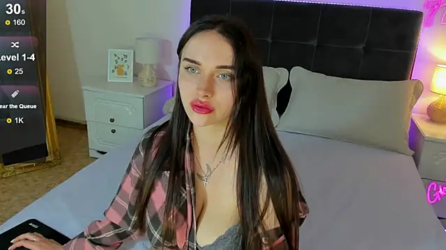 KellyWhites online show from May 16, 2026, 5:39 am