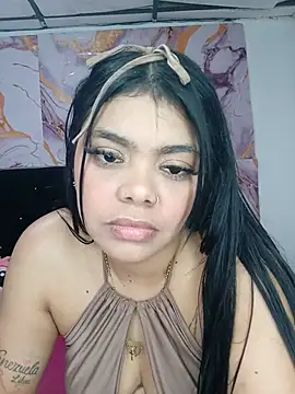 Snapshot of luxuryluna chatting on June 25, 2026, 11:43 pm luxuryluna online show from June 25, 2026, 11:43 pm
