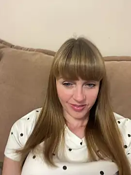 Kamilochka29511 online show from July 3, 2026, 12:33 pm
