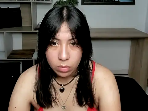 SalomeFernandez online show from May 19, 2026, 2:35 pm