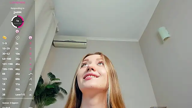Snapshot of ThanhBuerger chatting on June 11, 2026, 12:32 am ThanhBuerger online show from June 11, 2026, 12:32 am