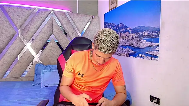 dominic connor online show from June 6, 2026, 3:34 am