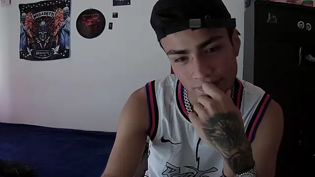 Fenix hardcock online show from May 15, 2026, 1:42 pm