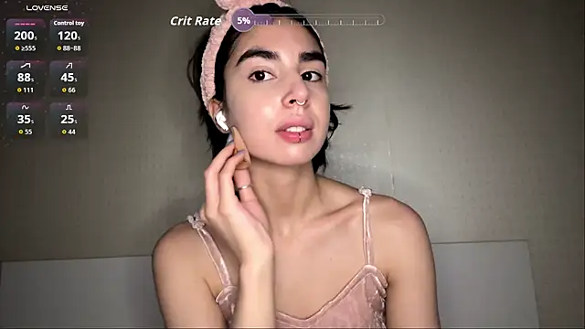 Snapshot of JessiaRuezga chatting on June 17, 2026, 11:20 am JessiaRuezga online show from June 17, 2026, 11:20 am