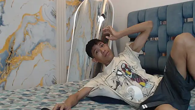 Snapshot of GREAT_BALLS chatting on June 17, 2026, 7:19 am GREAT BALLS online show from June 17, 2026, 7:19 am