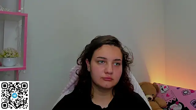 Mary F0x online show from July 4, 2026, 5:36 am