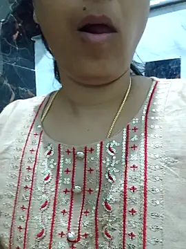 Snapshot of Radhika_rekha_kannada chatting on June 19, 2026, 12:38 am Radhika rekha kannada online show from June 19, 2026, 12:38 am