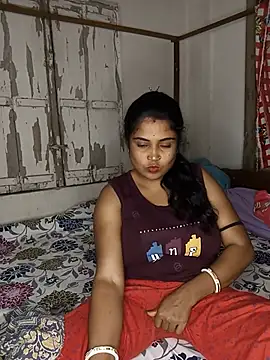 Snapshot of Misti_priya_69 chatting on May 18, 2026, 2:33 pm Misti priya 69 online show from May 18, 2026, 2:33 pm