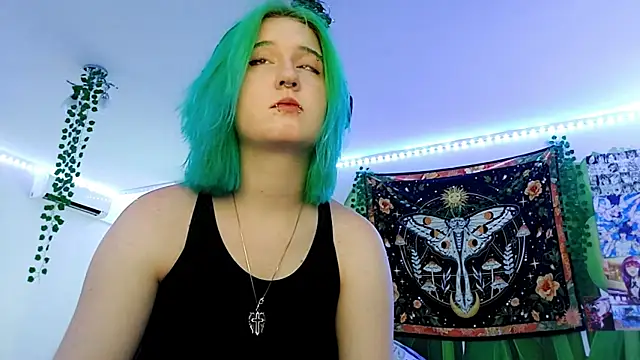 HunXena online show from June 8, 2026, 4:18 pm