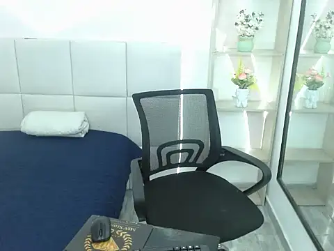 ivytemptation online show from June 17, 2026, 12:37 pm