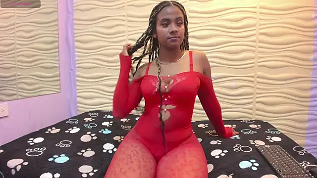 Snapshot of Jazmin_Fox chatting on May 18, 2026, 11:59 am Jazmin Fox online show from May 18, 2026, 11:59 am