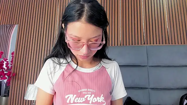 Snapshot of SophiieCalloway1 chatting on June 20, 2026, 1:49 pm SophiieCalloway1 online show from June 20, 2026, 1:49 pm